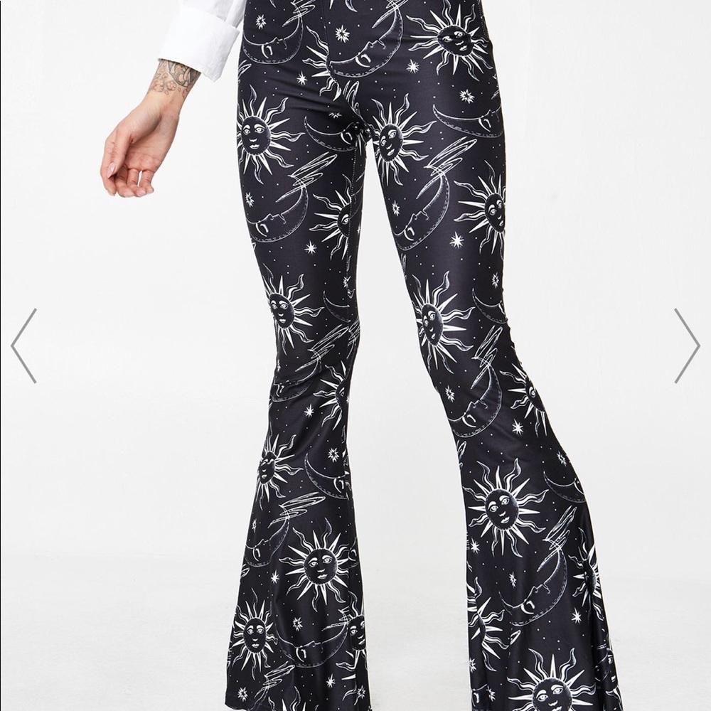 Dollskill sun and moon flares